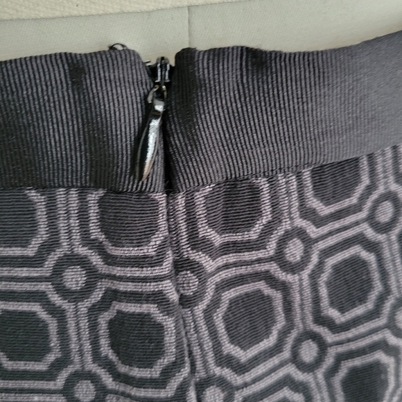 New York Co. Mosaic pattern pencil skirt Size 4 - Picture 5 of 8